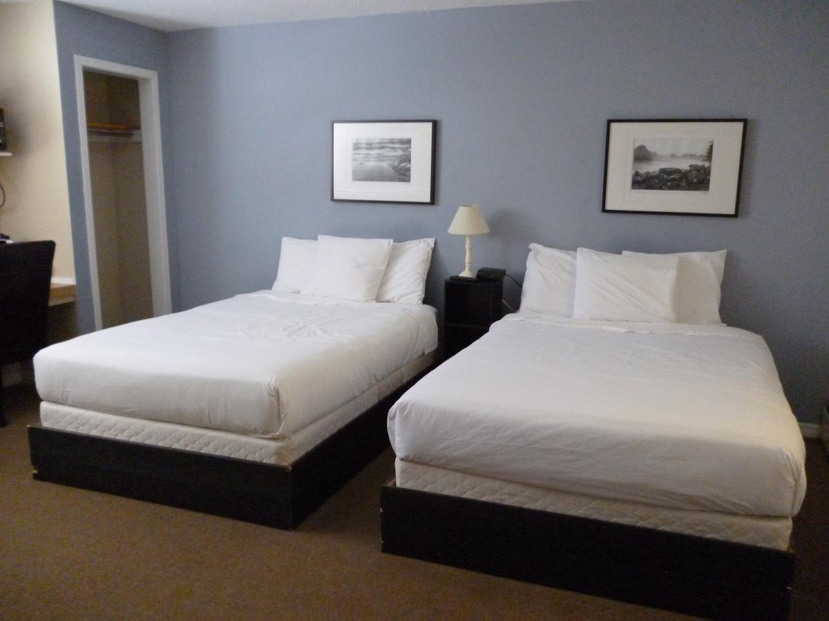 Wheel Inn Motel New Liskeard Bilik gambar