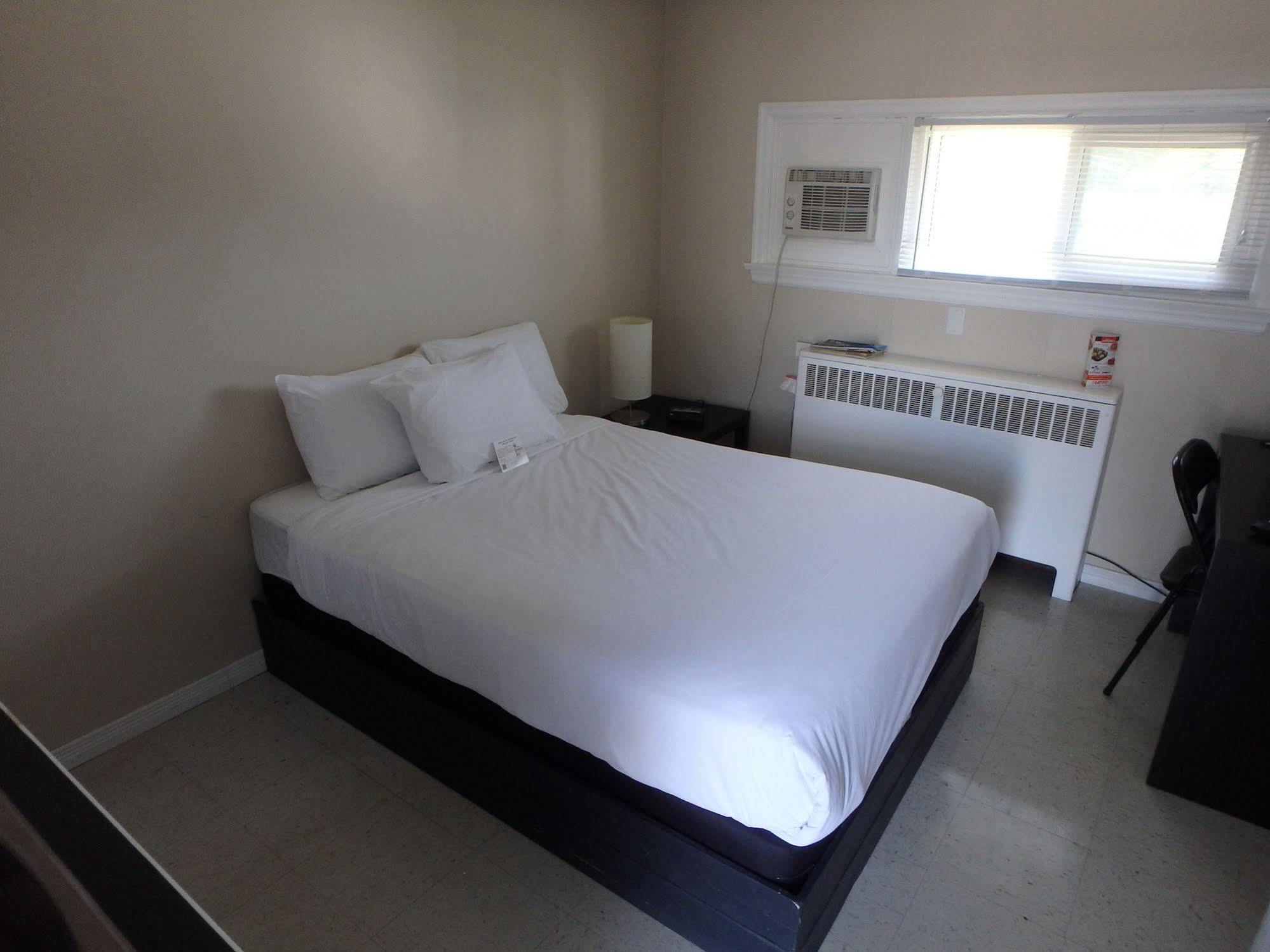 Wheel Inn Motel New Liskeard Luaran gambar